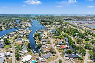 802 White Heron Blvd, Ruskin, FL 33570 - Photo 23