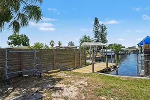 802 White Heron Blvd, Ruskin, FL 33570 - Photo 9