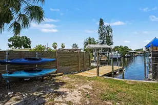 802 White Heron Blvd, Ruskin, FL 33570 - Photo 3