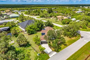 5142 Silver Bell Dr, Port Charlotte, FL 33948 - Photo 47