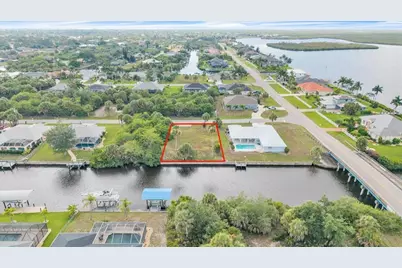 4515 Larkspur Court, Port Charlotte, FL 33948 - Photo 9