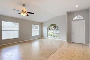 805 Lesa Glen Pl, Brandon, FL 33510 - Photo 9