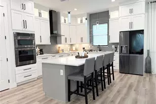4722 Neptune Rd, Venice, FL 34293 - Photo 9