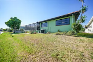 2750 Aqua Ct, Punta Gorda, FL 33950 - Photo 13