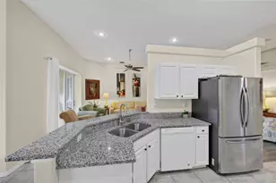 318 Langholm Dr, Venice, FL 34293 - Photo 13