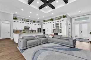 22 Sportsman Cir, Rotonda West, FL 33947 - Photo 17
