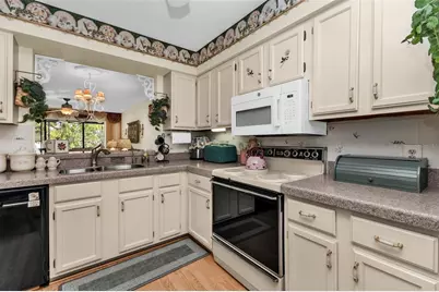 5221 Lake Village Drive #24, Sarasota, FL 34235 - Photo 7