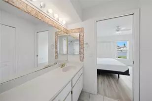11644 SW Egret Cir, Lake Suzy, FL 34269 - Photo 13