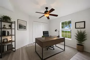 11644 SW Egret Cir, Lake Suzy, FL 34269 - Photo 19