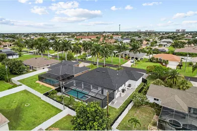 1709 SW 43rd Lane, Cape Coral, FL 33914 - Photo 5