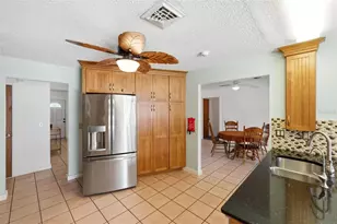 541 Morningside Rd, Venice, FL 34293 - Photo 17
