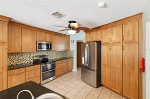 541 Morningside Rd, Venice, FL 34293 - Photo 7