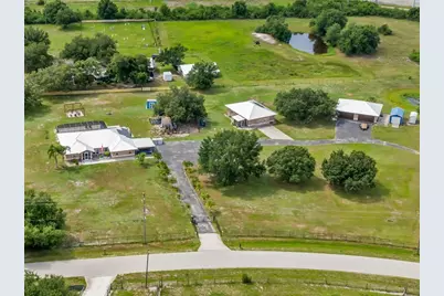 8200 Cleveland Drive, Punta Gorda, FL 33982 - Photo 3