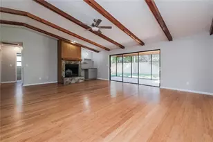 515 Sandalwood Dr, Plant City, FL 33563 - Photo 3