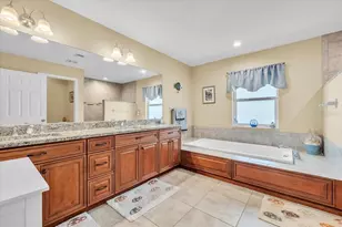 11614 SW Courtly Manor Dr, Lake Suzy, FL 34269 - Photo 19