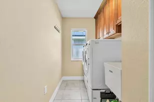 11614 SW Courtly Manor Dr, Lake Suzy, FL 34269 - Photo 29