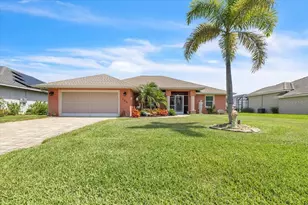 11614 SW Courtly Manor Dr, Lake Suzy, FL 34269 - Photo 3