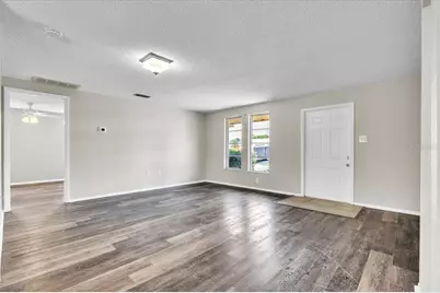 528 Magnolia Avenue NW, Port Charlotte, FL 33952 - Photo 5