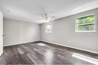 528 Magnolia Avenue NW, Port Charlotte, FL 33952 - Photo 15
