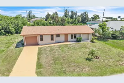 528 Magnolia Avenue NW, Port Charlotte, FL 33952 - Photo 1