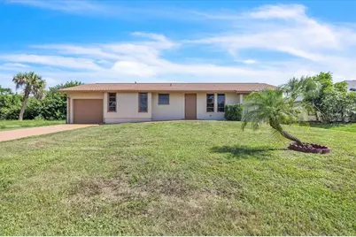528 Magnolia Avenue NW, Port Charlotte, FL 33952 - Photo 39