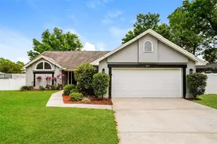 1019 Ridgefield Dr, Valrico, FL 33594 - Photo 1