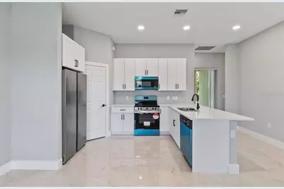20462 Kenilworth Boulevard, Port Charlotte, FL 33954 - Photo 9