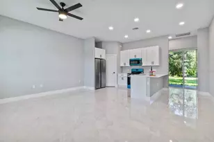 20462 Kenilworth Blvd, Port Charlotte, FL 33954 - Photo 3