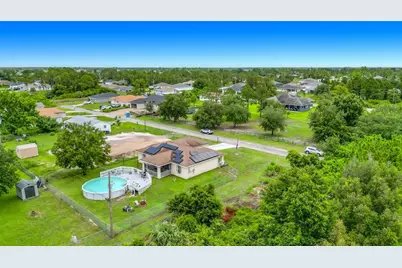2903 38th Street SW, Lehigh Acres, FL 33976 - Photo 63
