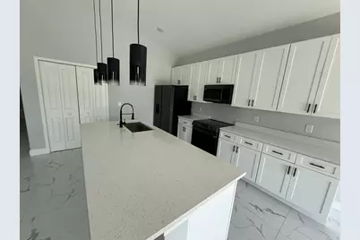 512 Sunset Road N, Rotonda West, FL 33947 - Photo 3