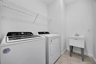 6492 Silverstar Dr, Sarasota, FL 34240 - Photo 21
