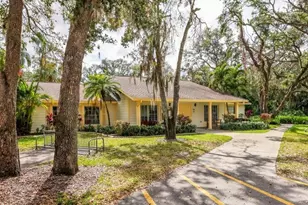 3979 Oakhurst Blvd, Sarasota, FL 34233 - Photo 41