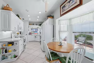 1703 Moon Dr, Venice, FL 34292 - Photo 13