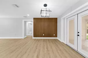 855 Morningside Rd, Venice, FL 34293 - Photo 15