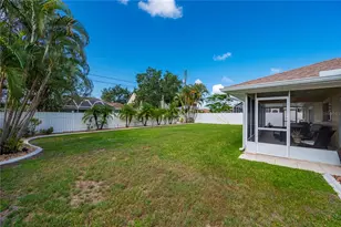 23347 Mullins Ave, Port Charlotte, FL 33954 - Photo 27