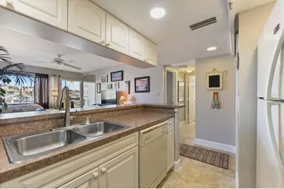 3170 Matecumbe Key Road #112, Punta Gorda, FL 33955 - Photo 9