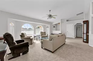 29 Seasons Dr, Punta Gorda, FL 33983 - Photo 9