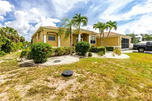 17458 Bayharbor Cir, Port Charlotte, FL 33948 - Photo 73
