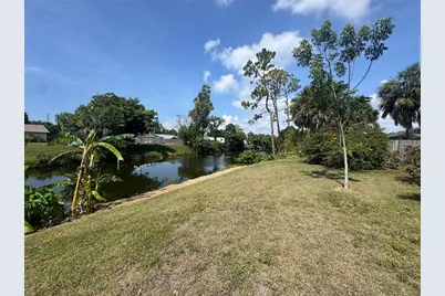 21239 Cottonwood Avenue, Port Charlotte, FL 33952 - Photo 3