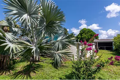 21239 Cottonwood Avenue, Port Charlotte, FL 33952 - Photo 15