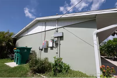 21239 Cottonwood Avenue, Port Charlotte, FL 33952 - Photo 11