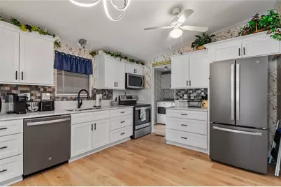 5696 Holiday Park Boulevard, North Port, FL 34287 - Photo 15