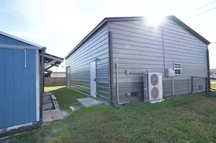 19891 Midway Blvd, Port Charlotte, FL 33948 - Photo 27