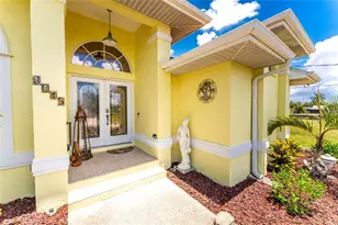 3015 Wisteria Pl, Punta Gorda, FL 33950 - Photo 3