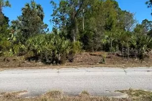 London Circle, North Port, FL 34288 - Photo 1