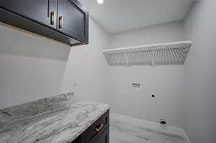 19226 Brandon Ave, Port Charlotte, FL 33954 - Photo 13