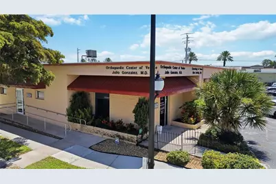 241 Nokomis Avenue S, Venice, FL 34285 - Photo 45