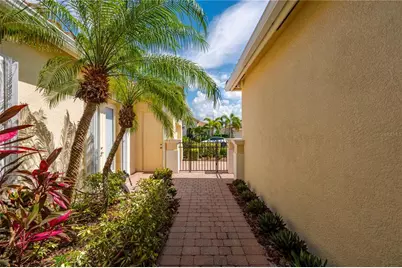 24311 Riverfront Drive, Punta Gorda, FL 33980 - Photo 9