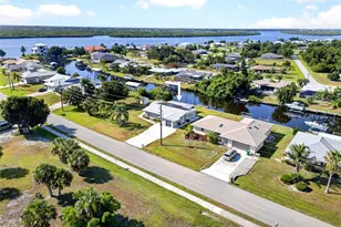 27385 Voyageur Dr, Punta Gorda, FL 33983 - Photo 45