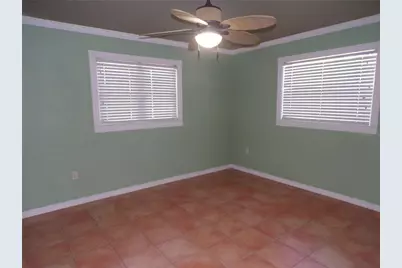 270 Belaire Court, Punta Gorda, FL 33950 - Photo 9